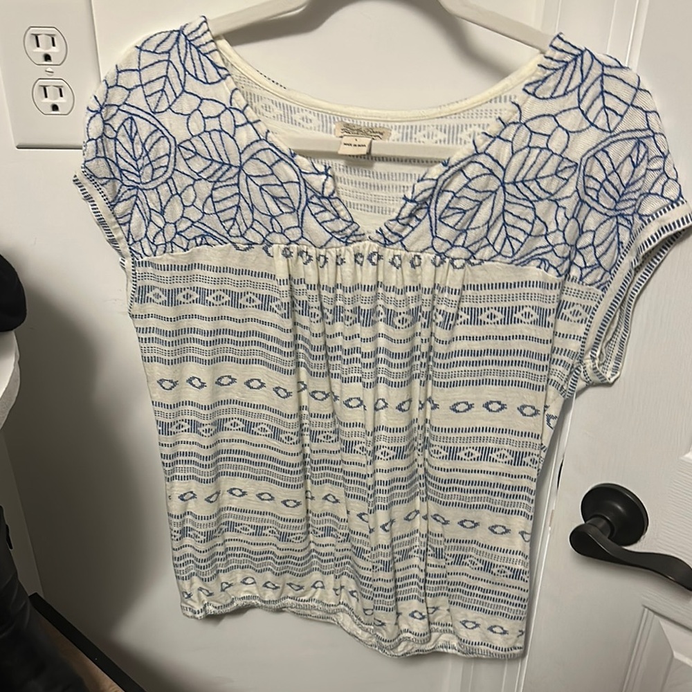 Lucky Brand Blue and White Cap Sleeve Blouse